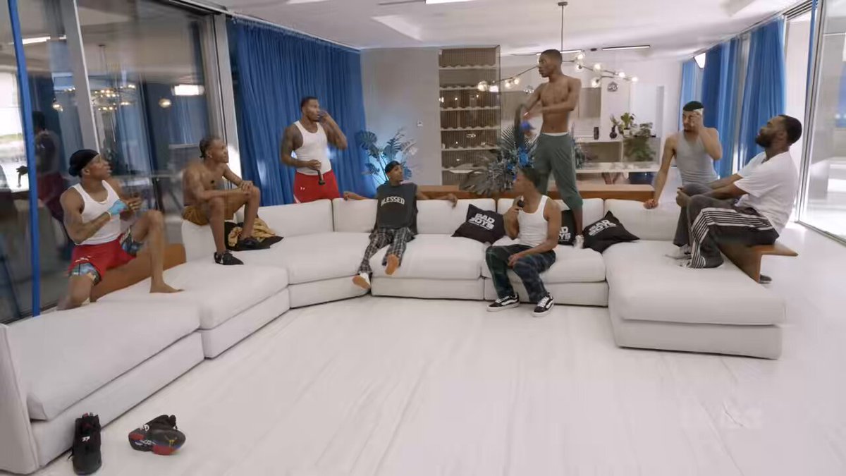 Whooah!! 🤯 #JohnTheDon put #SeisBlu over the couch 🛋️ on #BadBoysDominicanRepublic this week!! 🫢 Y’all agree with John that every #BadBoy should STAND ALONE or naah?! 😈 Link in bio to watch the NEW EPISODE of #BadBoysDominicanRepublic streaming Now on @The_ZeusNetwork! ⚡️