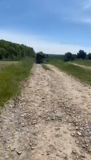 https://nitter.net/pic/amplify_video_thumb%2F2075103904673431552%2Fimg%2FjOt7B3zE-9zizj4B.jpg
