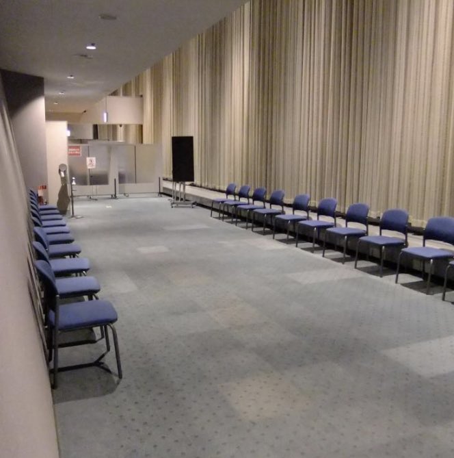 Na La Sol Nalasolofficial 登録スペースのご紹介 大阪市中央区にある 大阪商工会議所 さんの国際会議ホール お名前は 会議ホール ですが 映画試写会 や コンサート など多様な用途で利用可能だそうです ご存知でしたか ぜひチェックしてみてください