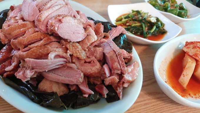 Rika Rikacook 蓮の葉の燻製鴨肉と夏のキムチ エゴマのすいとん 暑い夏に元気が出る食べ物です 古い韓屋で食べる韓国料理は更に美味しいですね 皆さまも素敵な週末をお過ごしください 韓国 韓国料理 美味しい 鴨肉 エゴマ 韓屋 韓国好きな人 Rika Rikacook 蓮の葉の燻製鴨肉と夏のキムチ エゴマのすいとん 暑い夏に元気が出る食べ物です 古い韓屋で食べる韓国料理は更に美味しいですね 皆さまも素敵な週末をお過ごしください 韓国 韓国料理 美味しい 鴨肉 エゴマ 韓屋 韓国好きな人