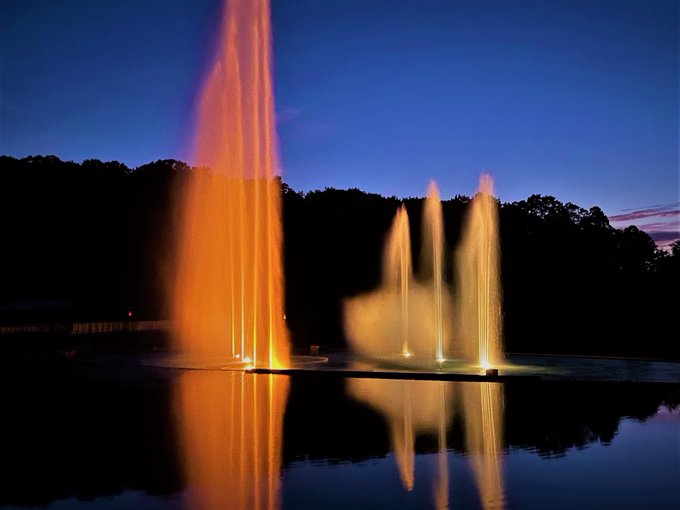 新潟県観光協会 公式 Umasaniigata 長岡市の国営越後丘陵公園が8月7日 土 16日 月 まで期間限定で夜間も開園 ライトアップや花火 ナイトスタンプラリーなど夜ならではプログラムを実施中 普段は体験できない夜の丘陵公園で遊んでみよう ライトアップ