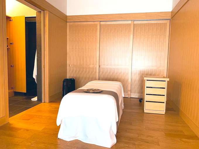 Ema Ema 7953 今日は一日オフなので 久しぶりにホテルスパに行ってきた この後は友達とカフェへ 休みの日に一日中自分の好きな 事したり 好きな人に会うとエネルギーチャージできて次の日からまた頑張れる Nitter