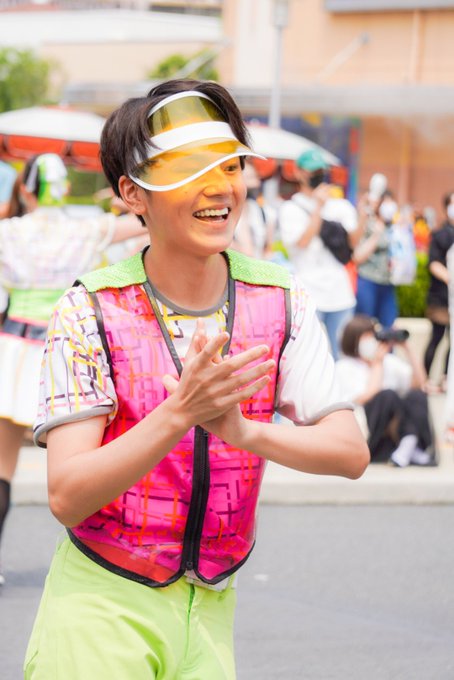 落し物 Xxkxxkxxb 8 7 サマパレ お名前分からないお兄さん 結心くん サマパレ ユニバ 結心くん 夏パレ Nitter