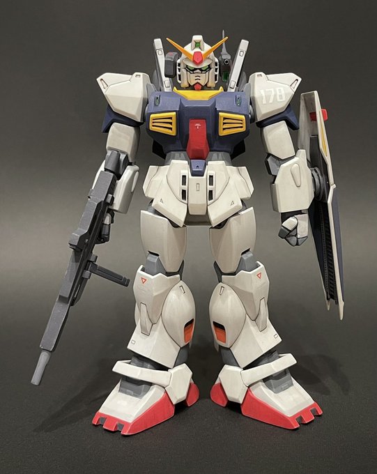 幾何学侍 1 144msvヘビガン作るマン Kikagakusamurai 旧1 144ガンダムmk Ii完成しました キット本来の重厚感溢れたマッシブ体型を活かすために 胴体と肩 頭部に握り拳を少しだけ弄ってシンプルに仕上げました バルカン ポッドを外して設定画っぽい一枚も撮れた