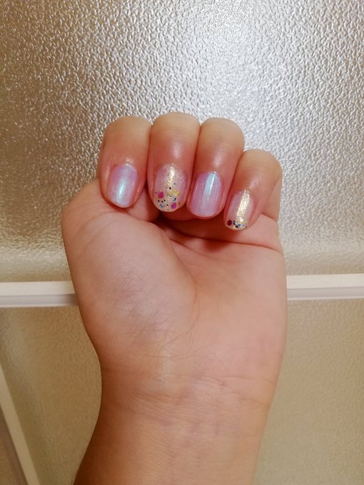 にち Nitineko コロナ渦でネイルという趣味に辿り着きました ですが旦那の鼻が良くて 塗っている最中に臭い臭いと言われます 四季彩まといネイルはニオイが少ないと聞いたので 是非試してみたいと思い応募致します Nitter