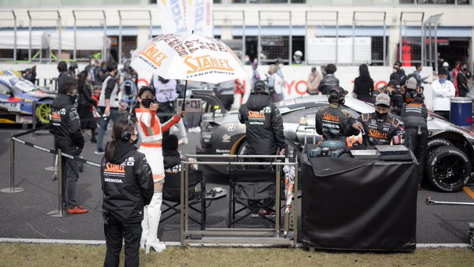 らんくす Runx1012 21スーパーgt第6戦オートポリス 決勝 スタート進行 Stanray レースクイーン 相沢菜々子さん Nanako Aizawa 原あゆみさん Ayumin Hr セレモニー後 障害物が完全になくなるボーナスタイムが 網なしで撮れました 嬉 Z 50mm F 1 2 S