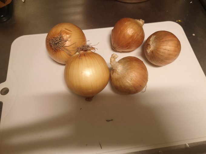 ダレルタイター Data Jp そのまま一時間弱加熱すると 話題の亡命ロシア料理 帰れ鶏肉へ の完成 噂に聞く通り 無水調理なのに凄いスープの量だ 余り物で作ったので鶏肉をもっと入れると更に美味しそう 電気圧力鍋なら火加減も光熱費も気にならないので比較 ダレルタイター Data Jp そのまま一時間弱加熱すると 話題の亡命ロシア料理 帰れ鶏肉へ の完成 噂に聞く通り 無水調理なのに凄いスープの量だ 余り物で作ったので鶏肉をもっと入れると更に美味しそう 電気圧力鍋なら火加減も光熱費も気にならないので比較