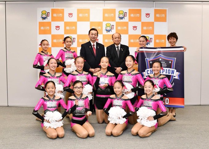 小野克典 Onokatsunori １１月１５日 桶川市内を中心に活動している チアダンス チームの ピンクダイアモンズ が 表敬訪問されました ピンクダイアモンズは ２０１９年にアメリカで行われた世界大会で優勝したほか 国内の大会でも数多くのタイトルを獲得する