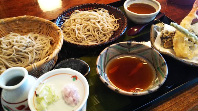 モゲ 花粉症 Mogege 蕎麦ー 農家さんの集落でひっそり営業中なお蕎麦屋は美味しい だがどんな山奥でも人は来るw Nitter