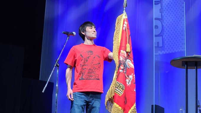 One Piece スタッフ 公式 Official Eiichiro Staff 3代目ナレッジキング誕生 第1回 第2回とファイナリストに 名を残し 第3回で優勝した男 のすけ海鮮丼が3代目知識王に おめでとうございます 王者インタビューは来年発売の 週刊少年