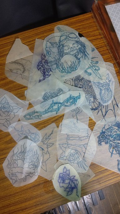 Tattoos By You Tby You アメリカの デイブ君から Acetate Tattoo Stencil もらったけど それと一緒に アメリカの古い タトゥーショップ ８０年代 の Classicdesign の まだ トレペ に ステンシルペンで描いてた頃の タトゥー ステンシル も たくさんもらった