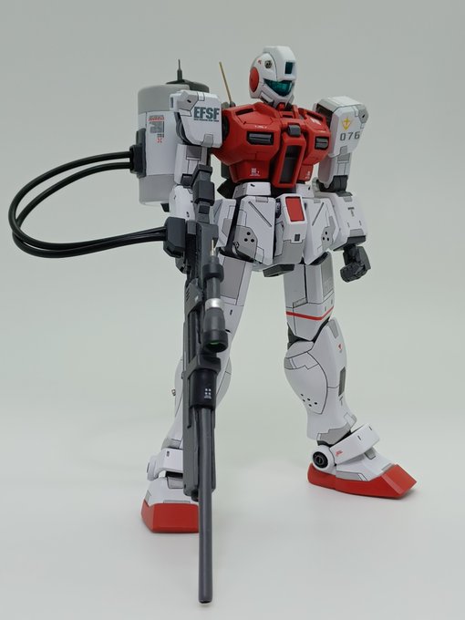 銀杏 Ginnan29 Hguc No 51 ジム コマンド完成です エース用ではなく 完全規格化された工業製品でありながらスタイルは良く つまり 弱そうだけどかっこいいを改修コンセプトにしています かなり可動範囲にこだわって 最新キットに負けない可動範囲を目指し