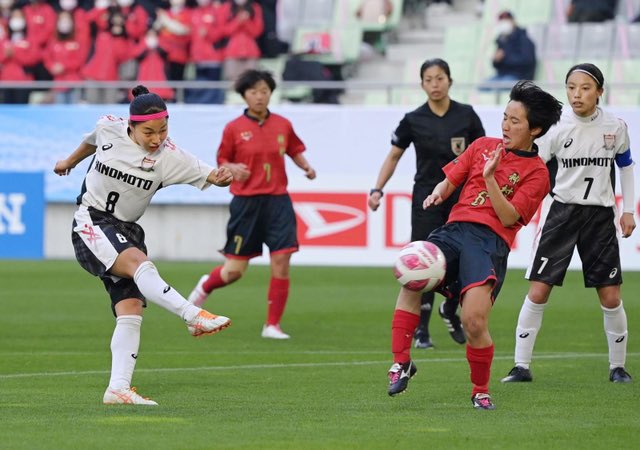 神戸新聞運動部 Sports Kobenp 全日本高校女子サッカー 日ノ本 攻撃陣精彩欠き無得点https Www Kobe Np Co Jp News Sports 21 Shtml 主将に決まったのは10ヶ月の大けがのリハビリ中 やっとピッチに戻れたのはインターハイ後 みんなから愛され