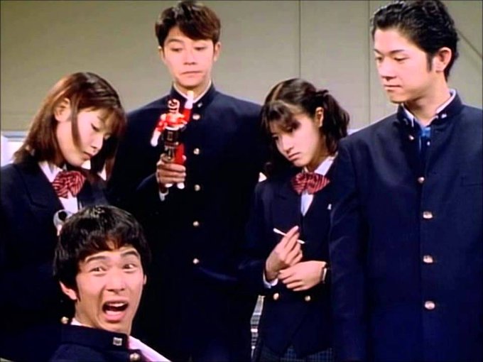 グレーソン 그레이슨 格雷森 Gtrvariedades 電磁戦隊メガレンジャー25周年を祝え 90年代の最高のスーパー戦隊シリーズ 一番好きなメガレンジャーキャラは今村みくさん メガピンク と並樹瞬 メガブルー だ メガボイジャーはスーパー戦隊のもっと