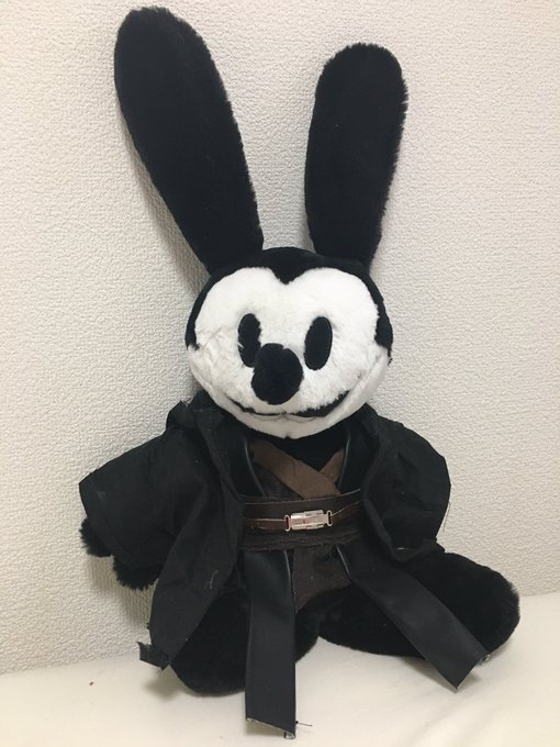 プリンのフォース ディズニー行きたい Gosnemo 他の方のオズオルの素敵な写真を見つけたので うちにいるオズオルも まだご対面はさせていません オルテンシアちゃんの大きいぬいぐるみも販売して欲しいです Nitter