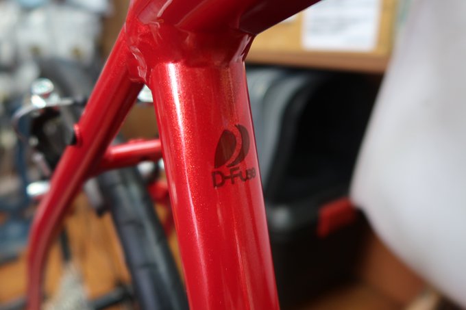 サイクルショップ金太郎 3196kintarou 22年モデル Escape Rx3 レッドが入りました これで全色入った事になります 綺麗なカラーリングです Giant ジャイアント Escaperx3 クロスバイク 22年モデル アルミフレーム Nitter