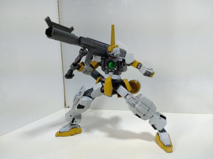 なまこまる Namako250 もちハスcbガンプラ展示会 ガンダムラメエル完成しました 作業用という名目で作られた非武装機体 性能はジンクス と同等 で戦闘時のみ専用オプションgnチェンジウェポンを装備して戦闘行動をします 武器はバズーカ ライフル バスター