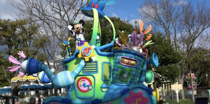 けい Kei D 前とは違うイースターのパレード ダンサーもいない 停止もしないし 音源も前とは全然違っていたけど 3年ぶりのうさたまは終わった後涙が止まらなかった この大変ななか 今できるプログラムの季節のパレードを実施してくださりとても感動 けい Kei D 前とは違うイースターのパレード ダンサーもいない 停止もしないし 音源も前とは全然違っていたけど 3年ぶりのうさたまは終わった後涙が止まらなかった この大変ななか 今できるプログラムの季節のパレードを実施してくださりとても感動