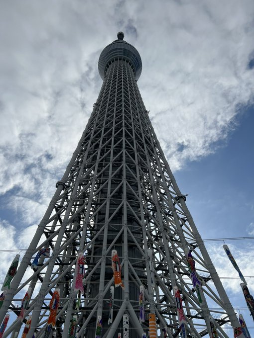 みこ 5s8fj6fgladels8 スカイツリータウンは鯉のぼり が飾ってありました 暖かくて良い天気です 東京スカイツリー Nitter