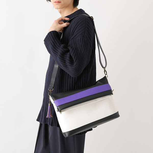 Supergroupies Super Groupies ご予約受付中 ファイアーエムブレム 風花雪月 新作コラボバッグが登場 衣装や趣味 落とし物など ゲーム中での出来事を思い起こさせるモチーフを取り入れたデザイン ご予約はこちら Www Super Groupies Com