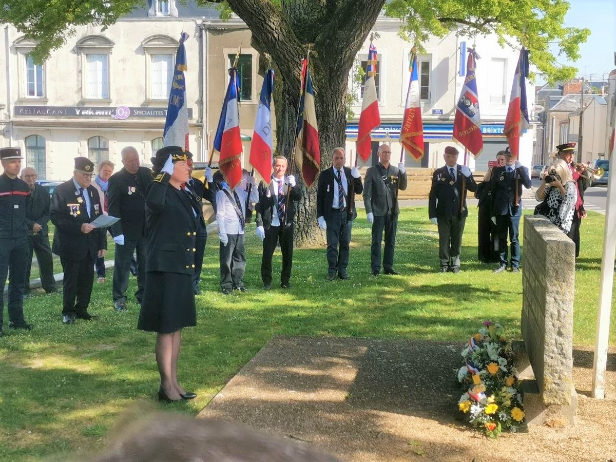 Sous-préfets de Bressuire et Parthenay Honor Deportation Victims