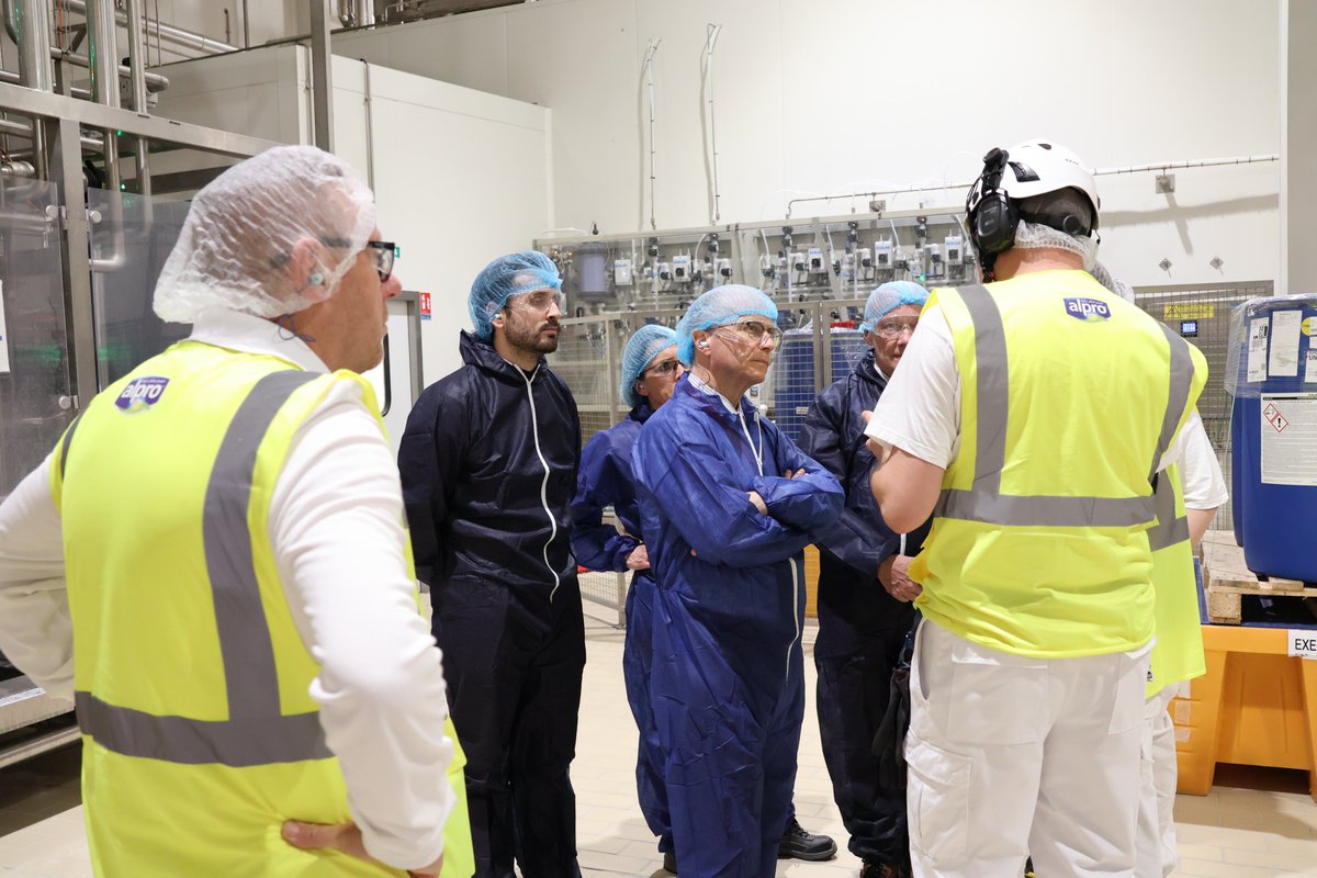 Visite de l'usine Alpro d'Issenheim par le Préfet et le Sous-Préfet : transition écologique de l'agroalimentaire