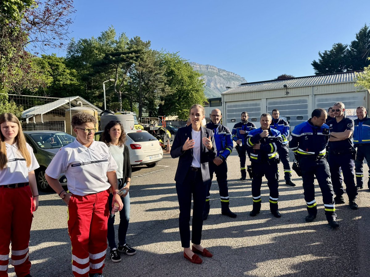 Sensibilisation a la Securite des Motards en Isere: 'Savoir Rouler, Savoir Reagir'