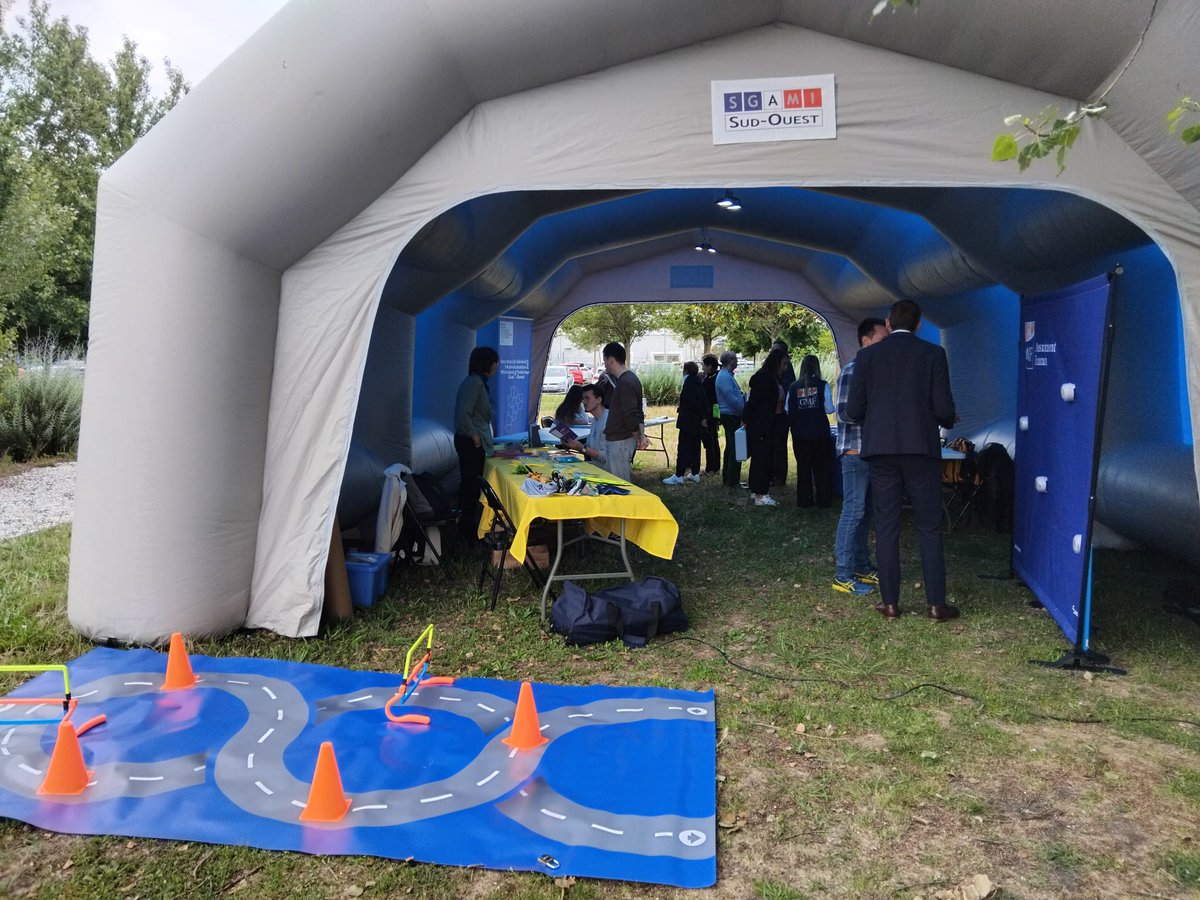 Journées de la sécurité routière au travail en Gironde : sensibilisation et quiz à l'égard de la sécurité routière à vélo et au téléphone au volant