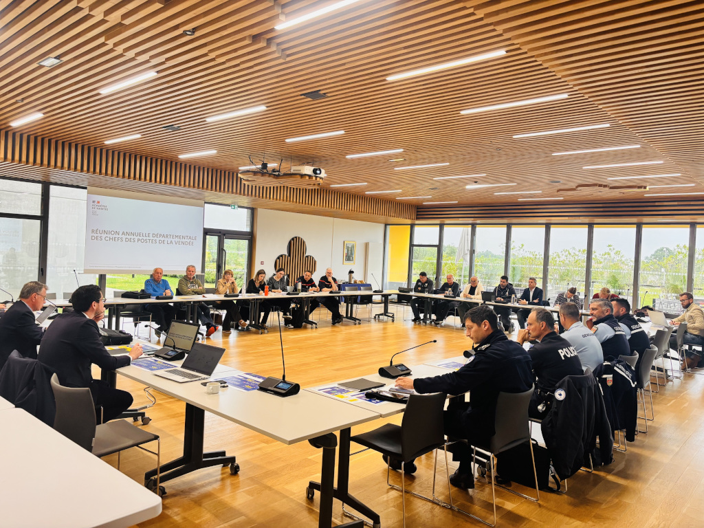 Prévention des #noyades : réunion des acteurs littoraux du département, une première réunion départementale pour construire une réponse coordonnée avant la saison estivale
Dans le cadre du Plan départemental de prévention des noyades, le Service Départem