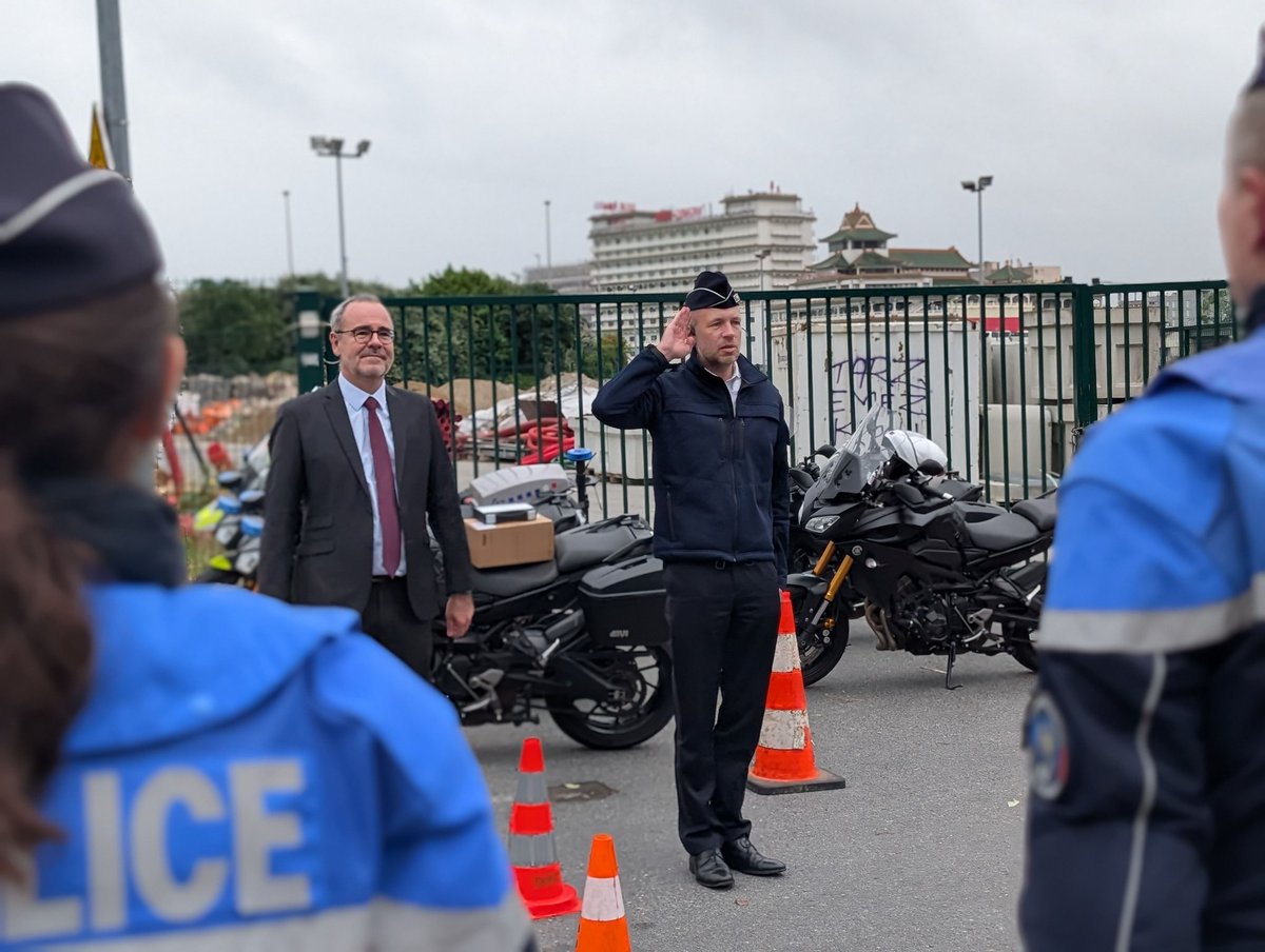 Opération de sécurité routière sur la voie verte à Charenton-le-Pont