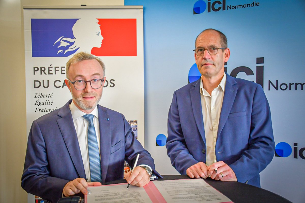 Signature de la convention de partenariat entre l'État et Radio France Calvados