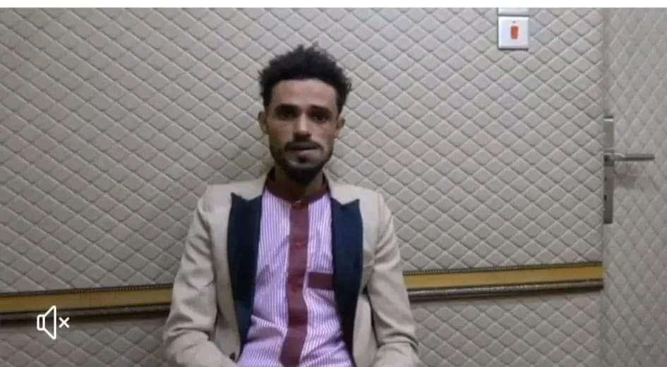 المرحلة السابقة في عدن كانت جبالًا كبيرة من الوهم، لا وجود لأي شكل من أشكال الدولة.
دولة كان عمودها الرئيسي البطة وأمثاله.
هذا الكائن كان يصنف ويلحس نفرين الصباح، وبالمساء وقده يفرش يريد ينام، يقول لأصحابه: قوموا معنا، واحد بانلحسه مشوار خطوتين.
بالتالي، والله إنك تستغرب وتستعجب أن في عاقل يريد عودة هذه الحقبة المظلمة.
والقصة مش أمنية فقط، اقتصادية وخدمية ومعيشية على كافة الأصعدة.
اليوم يجب أن يكون صوت الناس مزلزلًا: "لا نريد المرحلة السابقة بكل مساوئها الأمنية والخدمية والمعيشية والصحية والتعليمية وكل شيء".
نريد للناس قبل الأمن رواتب وخدمات وصحة وتعليم واستقرار حقيقي .
كانت مرحلة وسخة جدًا، والناس مش بهايم وتستحق الأفضل.