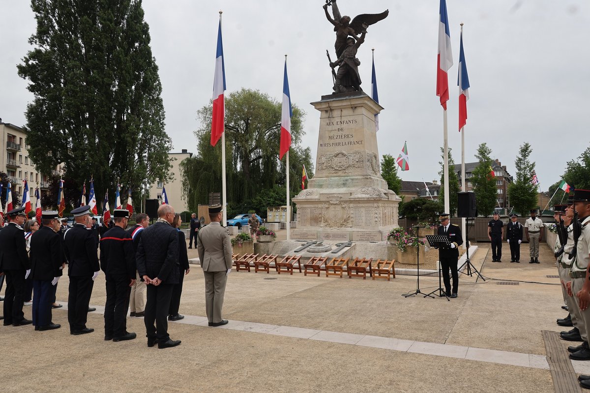 Cérémonie commémorative de la journée nationale d'hommage aux morts pour la France en Indochine Charleville-Mézières