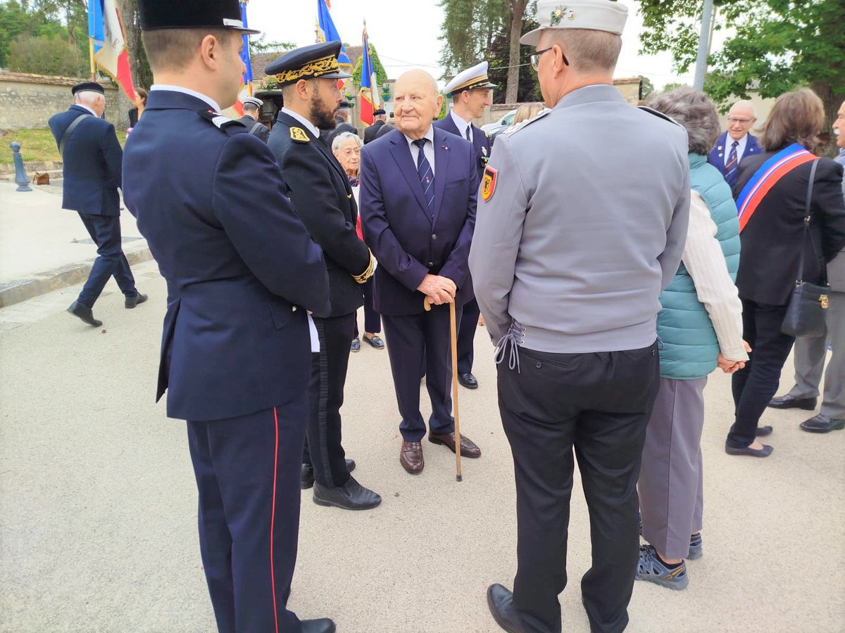 Cérémonie d'hommage aux Morts pour la France en Indochine Fontainebleau