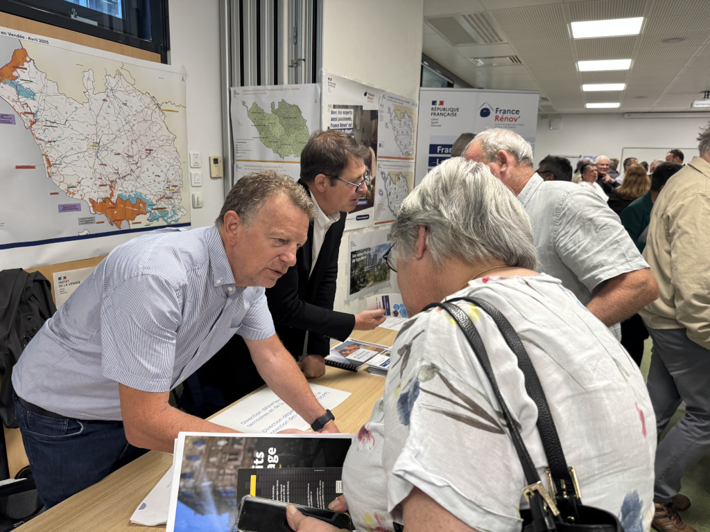 Rencontre des maires de Vendée à La Roche-sur-Yon