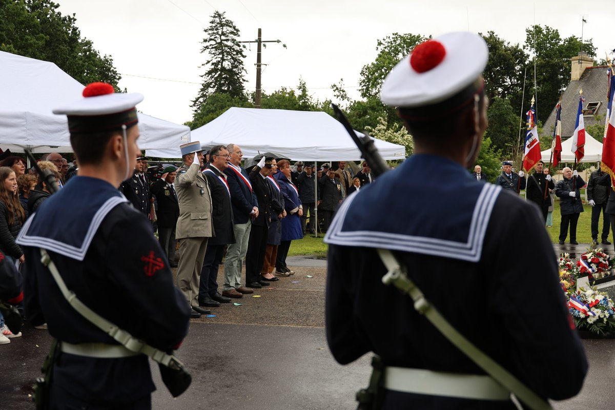 Cérémonie commémorative Journée nationale d'hommage aux Morts pour la France en Indochine Hôpital-Camfrout