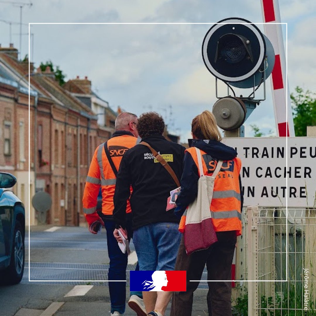 Sensibilisation à la sécurité routière aux passages à niveau dans la préfecture 80