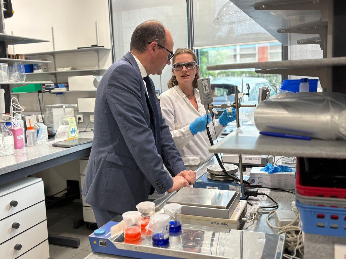 Visite ministérielle chez Givaudan à Argenteuil