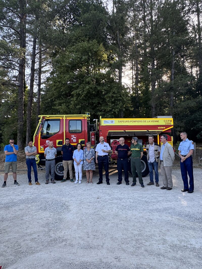 Mobilisation contre les feux de forêt et de végétation en Vienne