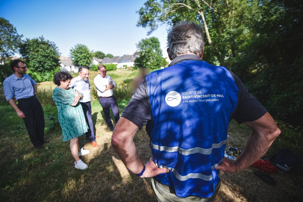 Participation du préfet du Morbihan à une maraude de Saint-Vincent de Paul à Auray