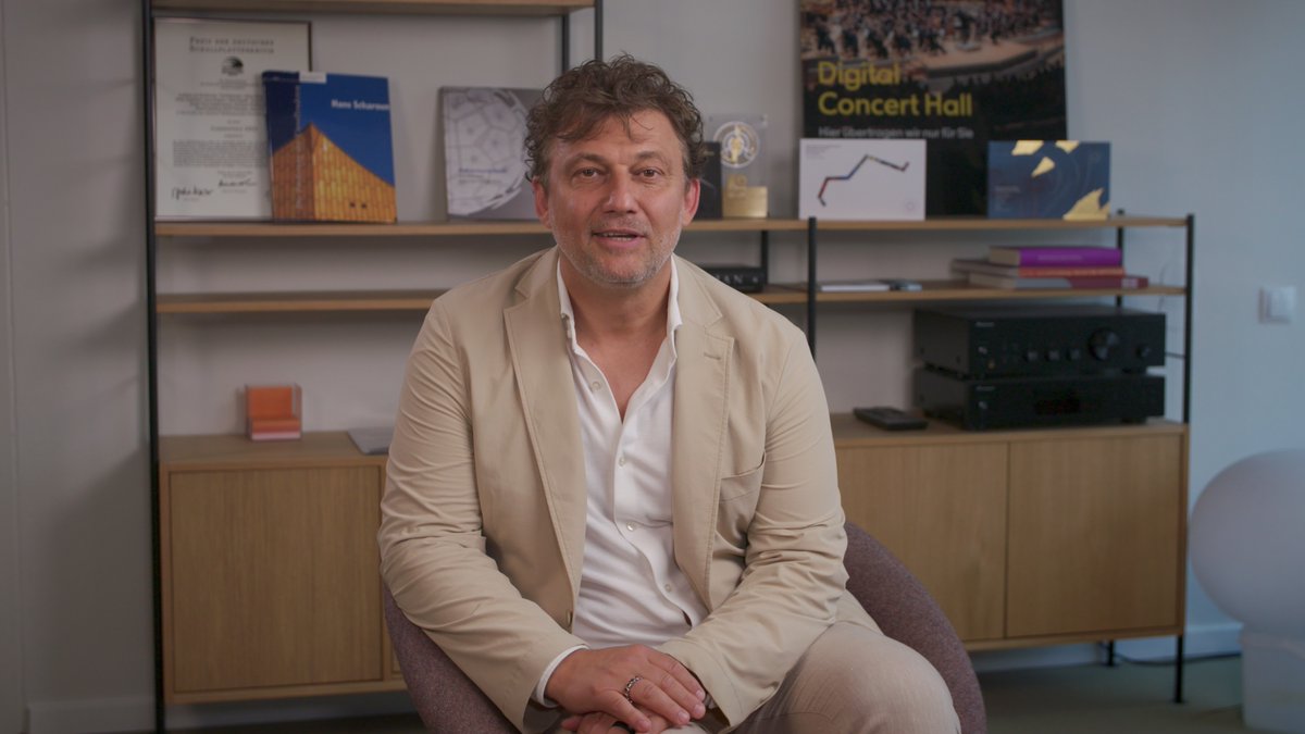 今週土曜日、ヴァルトビューネでイタリアの情熱を。ヨナス・カウフマンがキリル・ペトレンコとのシーズン最終公演へデジタル・コンサートホールで招待