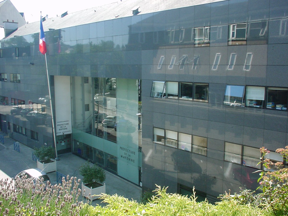 Horaires d'ouverture d'été de la préfecture et des sous-préfectures de la Mayenne