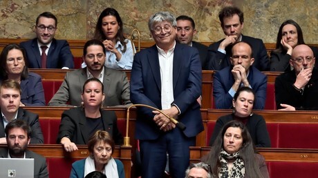 Pour comprendre la position de #LFI on lira le chapitre "La gauche française et la pédophilie, du marquis de Sade à Olivier Duhamel" dans "Le livre noir de la gauche française".