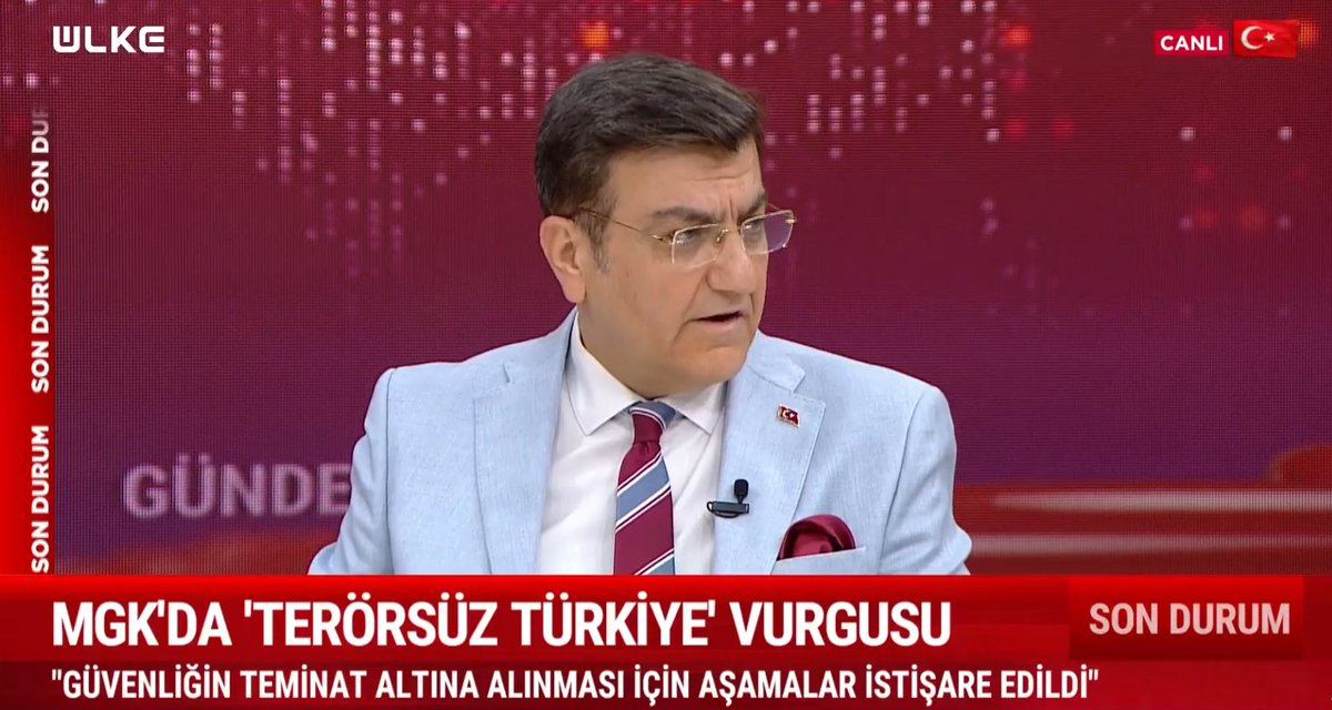tweet image