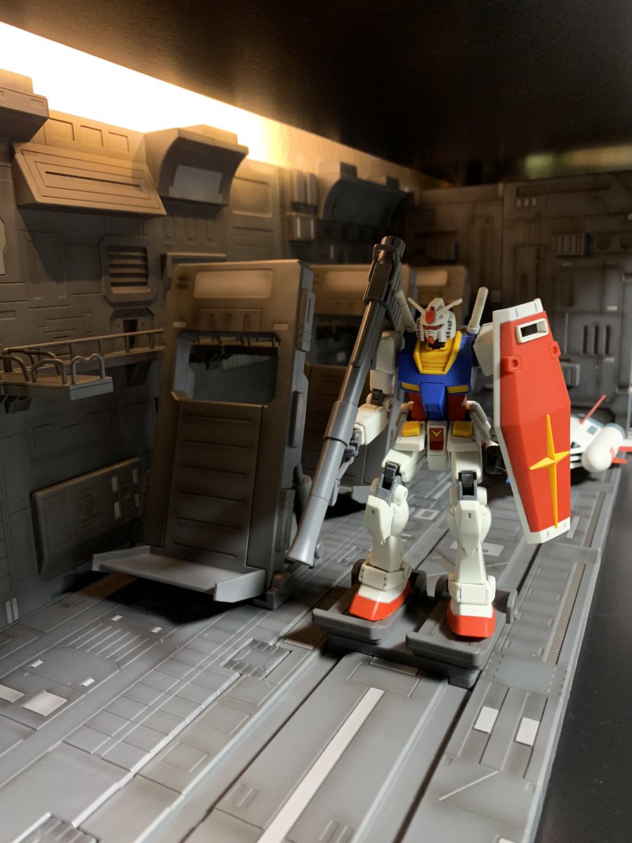 フォーミダブル　サンタ　ヤドカリ　ガレージキット Amazon.co.jp: フィッシャー・タイガー フィギュア 1/8スケール